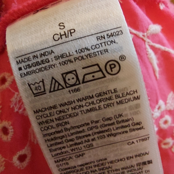 GAP Embroidered Top - Picture 3 of 5